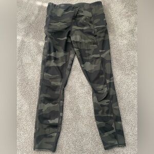 Athleta Camo Leggings with slash pockets